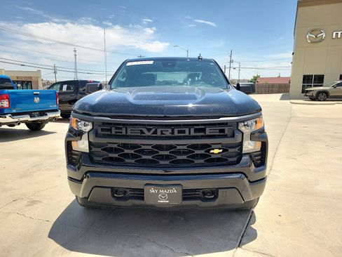 Used 2025 Chevrolet Silverado 1500 Custom RWD image 2