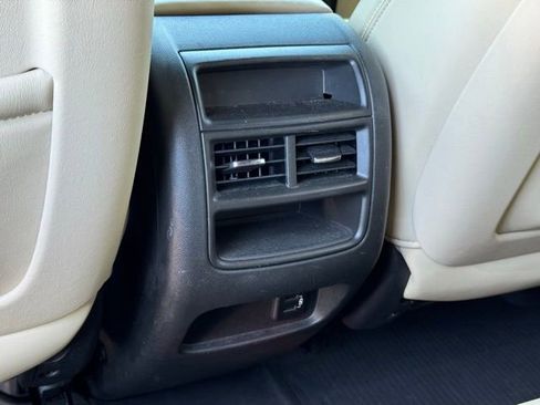 Used 2017 Cadillac XT5 Luxury w/ Driver Awareness Package image 36