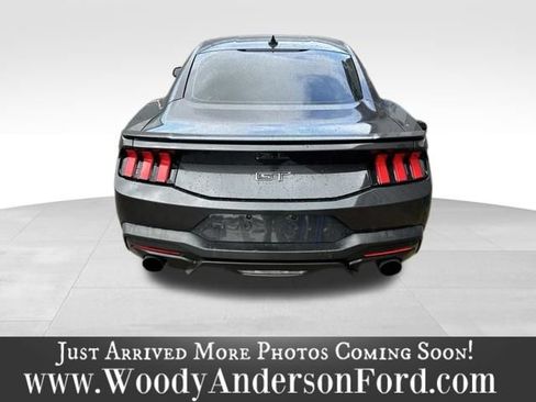 Used 2024 Ford Mustang GT RWD image 5