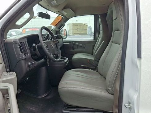 New 2024 GMC Savana 2500 w/ Driver Convenience Package RWD image 5