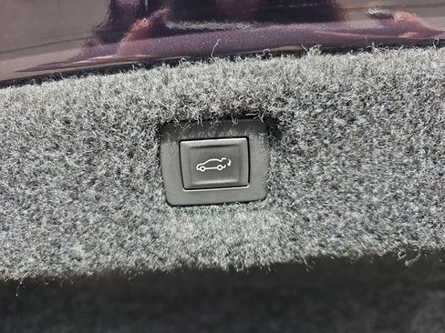 Used 2018 Cadillac CT6 Luxury image 13