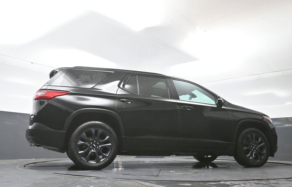 Used 2021 Chevrolet Traverse RS w/ LPO, Floor Liner Package AWD/4WD image 55
