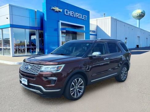Used 2018 Ford Explorer Platinum AWD/4WD image 7