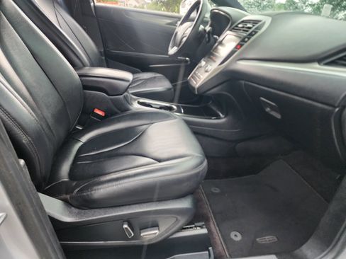 Used 2018 Lincoln MKC Premiere FWD image 10