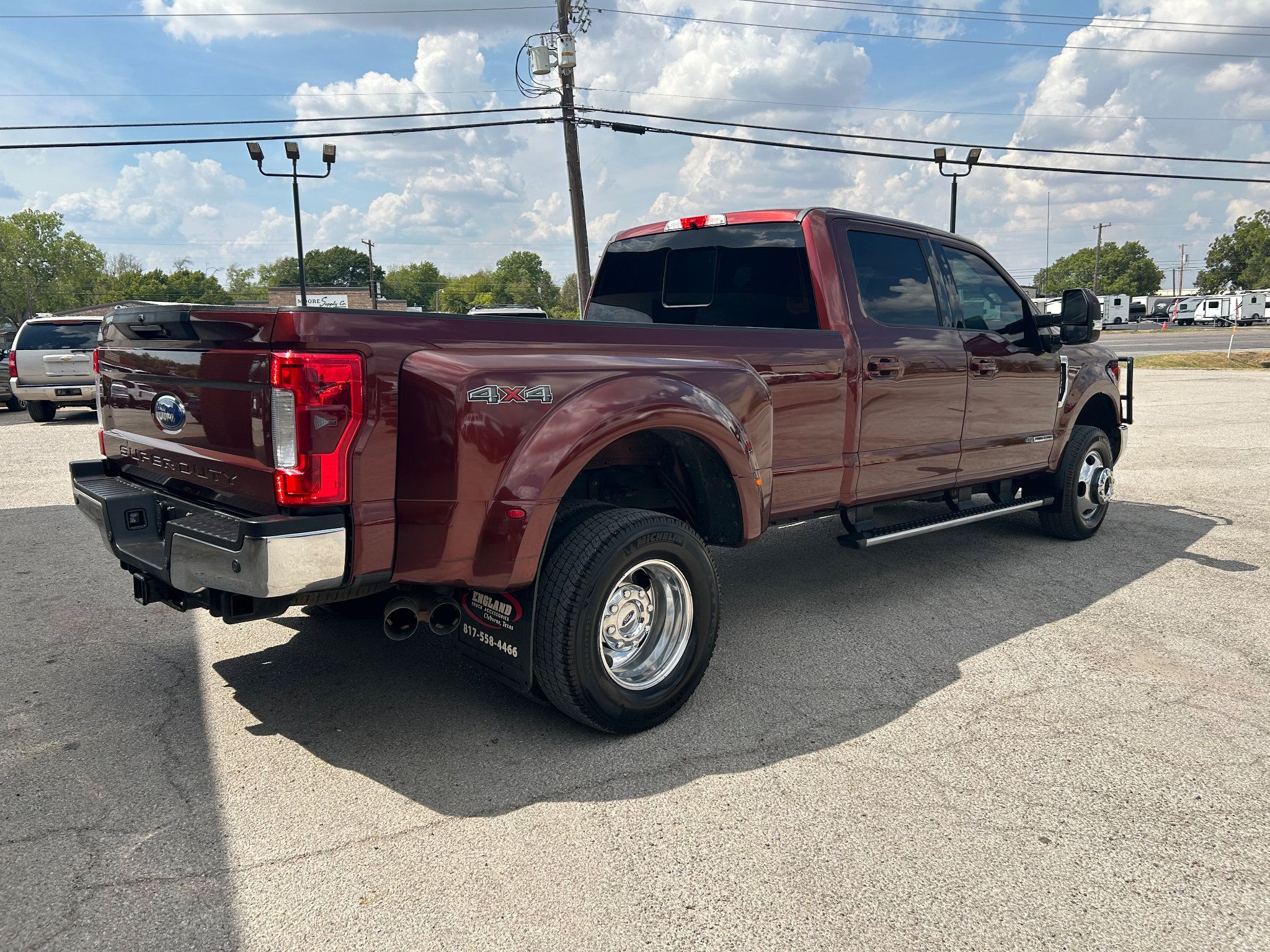 Used 2017 Ford F350 Lariat w/ Lariat Ultimate Package AWD/4WD image 3