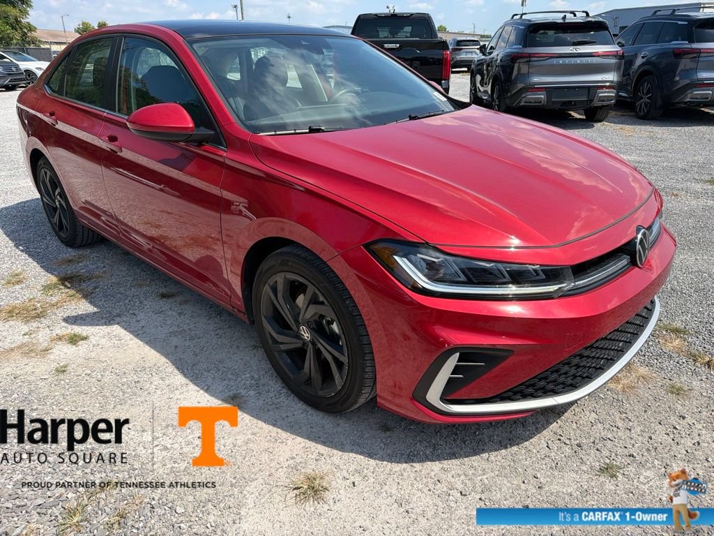 Used 2025 Volkswagen Jetta SE w/ Sunroof Package FWD image 7