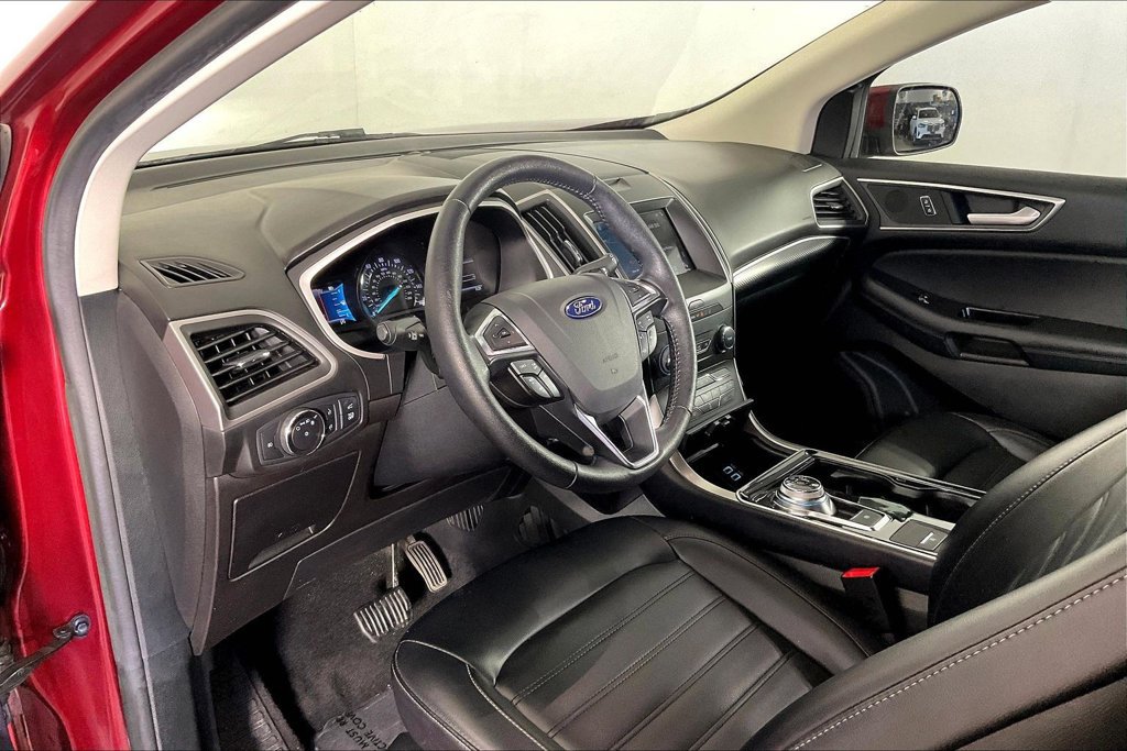 Used 2019 Ford Edge SEL w/ Equipment Group 201A FWD image 15