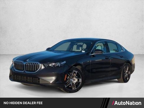 Certified 2026 BMW 540i xDrive AWD/4WD image 1