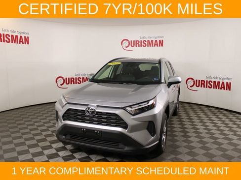 Used 2025 Toyota RAV4 XLE AWD/4WD image 1