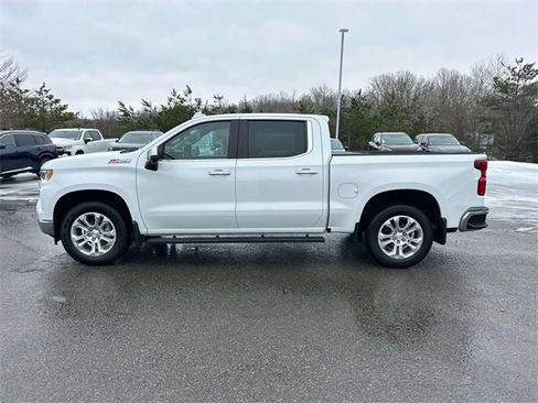 Used 2022 Chevrolet Silverado 1500 LTZ w/ LTZ Premium Package image 8