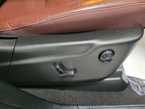 Used 2023 Dodge Durango GT image 29