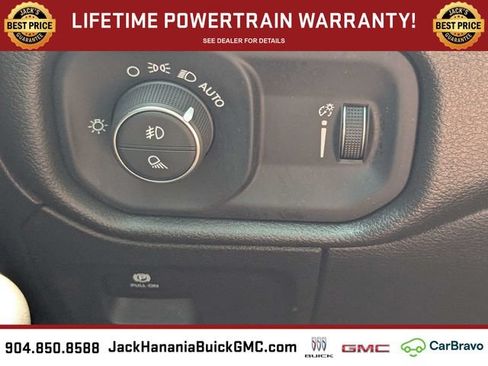 Used 2025 RAM 1500 Warlock AWD/4WD image 26