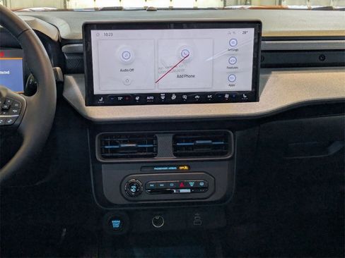 New 2026 Ford Maverick XLT w/ XLT Luxury Package image 13