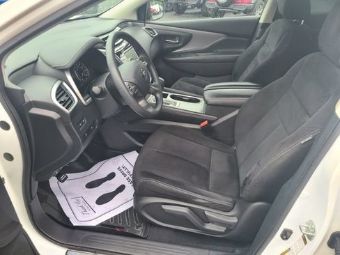 Used 2022 Nissan Murano S AWD/4WD image 10