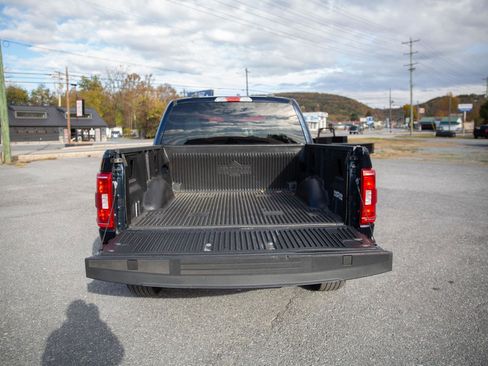 Used 2023 Ford F150 XLT image 6