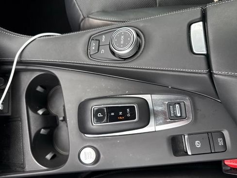 Used 2023 INFINITI QX50 Luxe FWD image 10