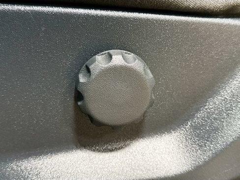Used 2021 Ford F150 XLT AWD/4WD image 19
