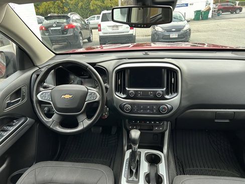 Used 2022 Chevrolet Colorado LT w/ Safety Package image 25