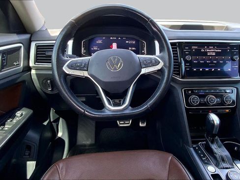 Used 2021 Volkswagen Atlas SEL Premium AWD/4WD image 6