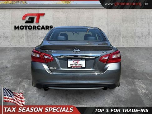 Used 2016 Nissan Altima 2.5 SR FWD image 6