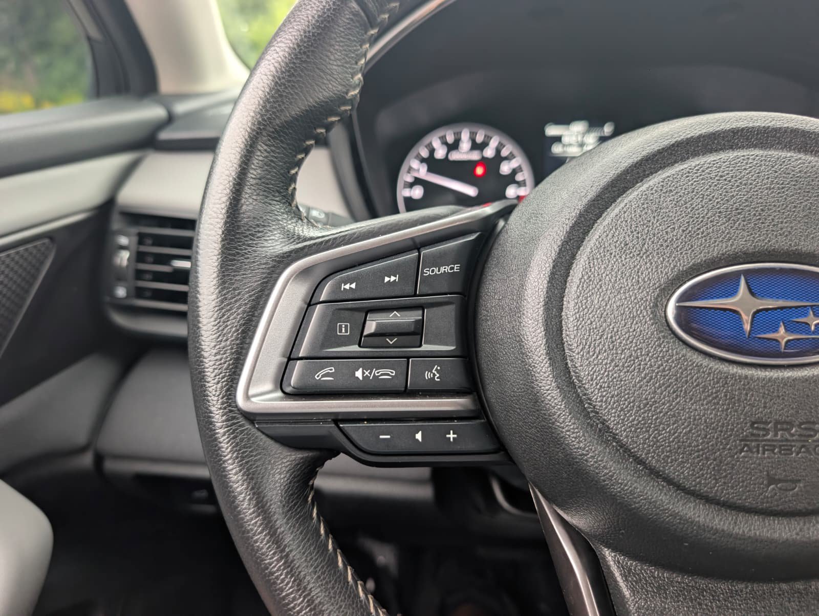Certified 2025 Subaru Outback Premium AWD/4WD image 20