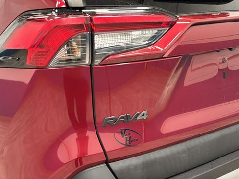 Used 2019 Toyota RAV4 Adventure w/ Cold Weather Package AWD/4WD image 34