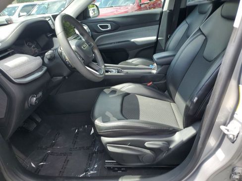 Used 2022 Jeep Compass Latitude image 10