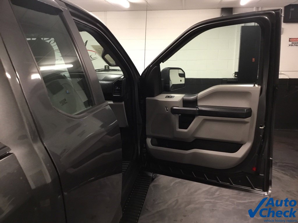 Used 2015 Ford F150 XL w/ Equipment Group 101A Mid AWD/4WD image 45