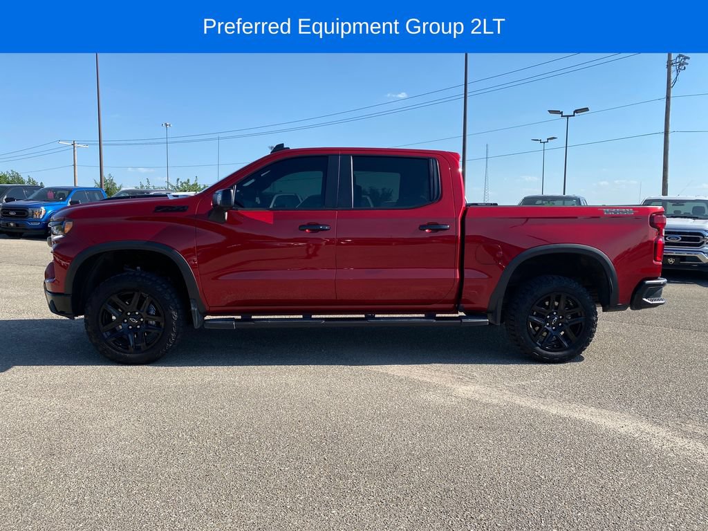 Used 2024 Chevrolet Silverado 1500 LT Trail Boss w/ LT Trail Boss Premium Package AWD/4WD image 3