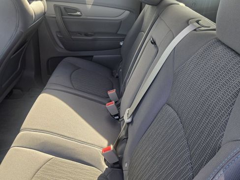 Used 2014 Chevrolet Traverse LS FWD image 10
