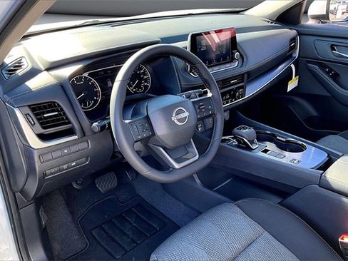 New 2026 Nissan Rogue SV image 7