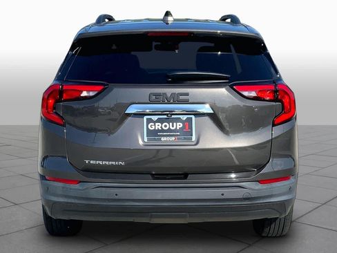 Used 2019 GMC Terrain SLE w/ Driver Convenience Package FWD image 5