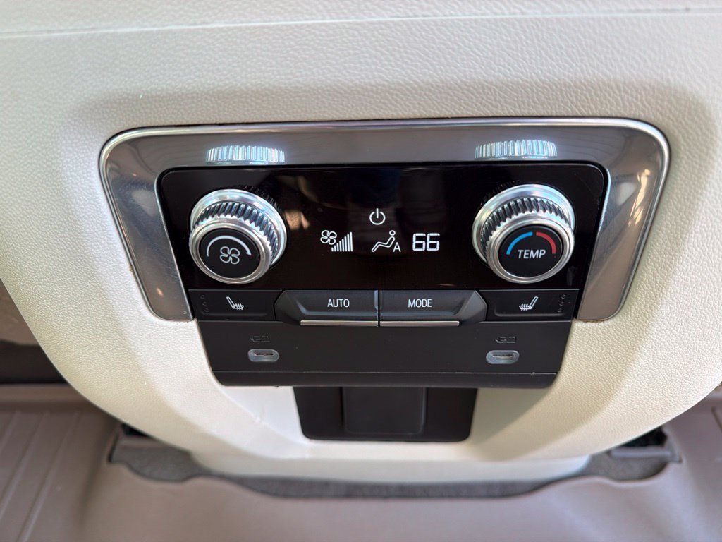 Used 2023 GMC Yukon XL Denali w/ Max Trailering Package AWD/4WD image 39