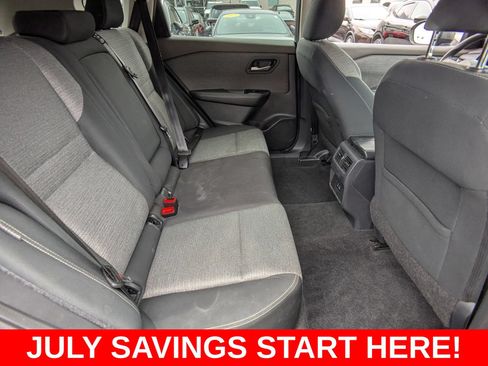 Used 2022 Nissan Rogue SV FWD image 18