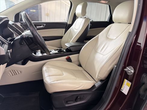 Used 2017 Ford Edge Titanium w/ Equipment Group 301A image 5