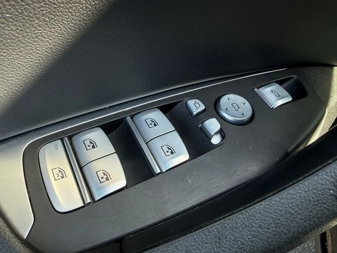 Used 2023 BMW X3 sDrive30i w/ Convenience Package image 21