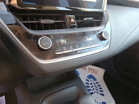 Used 2023 Toyota Corolla LE image 17