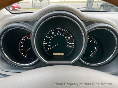 Used 2004 Lexus RX 330 image 14