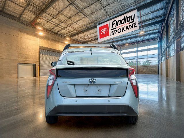 Used 2018 Toyota Prius Two w/ Prius Two Safety Plus Package FWD image 5