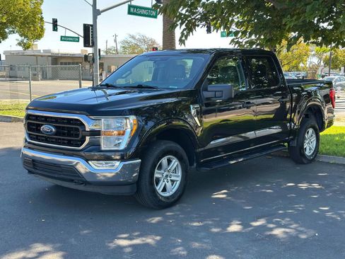 Used 2022 Ford F150 XLT w/ Equipment Group 301A Mid image 3