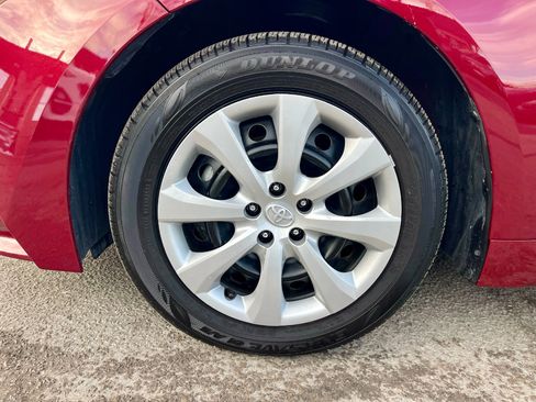 Used 2024 Toyota Corolla LE image 39