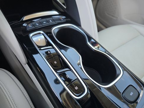 Used 2021 Buick Envision Essence image 37