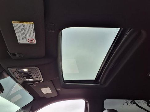 Used 2022 GMC Sierra 2500 Denali w/ Denali Ultimate Package image 5