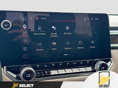Used 2024 GMC Canyon Denali AWD/4WD image 17