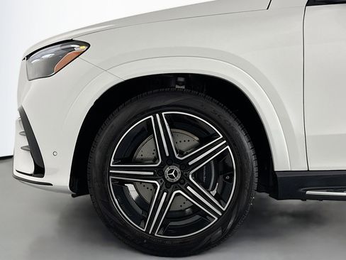 New 2026 Mercedes-Benz GLE 580 4MATIC image 9