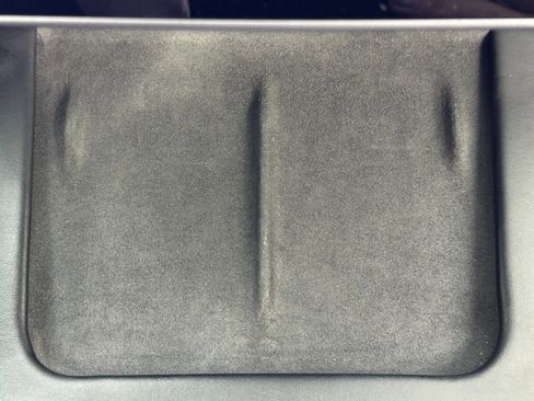 Used 2021 Tesla Model 3 Standard Range Plus image 33