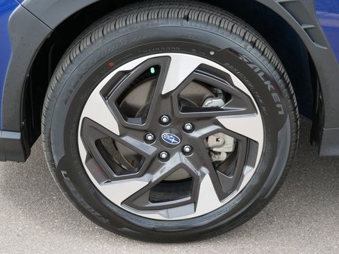 Certified 2025 Subaru Crosstrek 2.5i Limited w/ Popular Package #3A AWD/4WD image 15