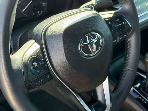 Used 2024 Toyota Corolla SE FWD image 19