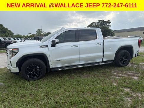 Used 2024 GMC Sierra 1500 Denali w/ Technology Package AWD/4WD image 15