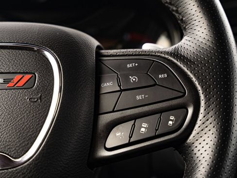 Used 2024 Dodge Durango GT RWD image 28